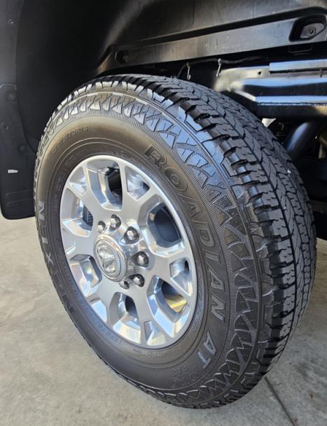 RAM 2500 6.7 I6 24V SLT CABINE DUPLA TURBO DIESEL LARAMIE 4X4 AUTOM�TICO, Foto 9