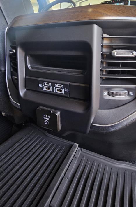 RAM 2500 6.7 I6 24V SLT CABINE DUPLA TURBO DIESEL LARAMIE 4X4 AUTOM�TICO, Foto 16