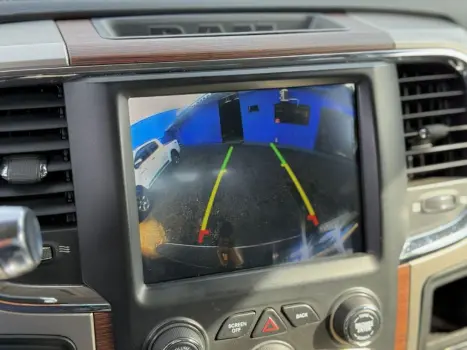 RAM 2500 6.7 I6 24V SLT CABINE DUPLA TURBO DIESEL LARAMIE 4X4 AUTOM�TICO, Foto 11