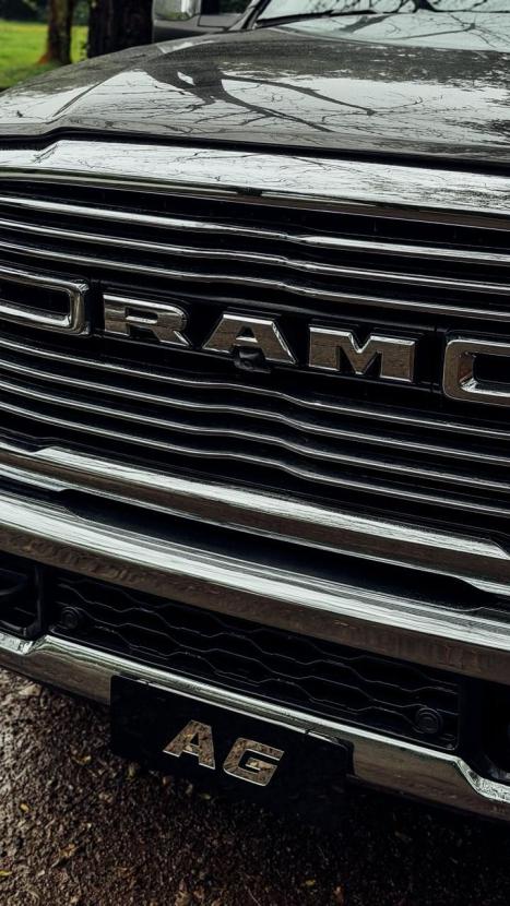 RAM 2500 6.7 I6 24V SLT CABINE DUPLA TURBO DIESEL LARAMIE 4X4 AUTOM�TICO, Foto 6