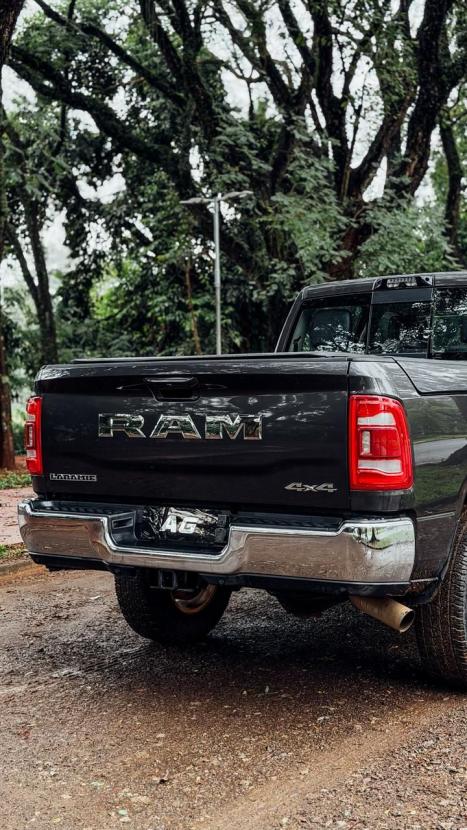 RAM 2500 6.7 I6 24V SLT CABINE DUPLA TURBO DIESEL LARAMIE 4X4 AUTOM�TICO, Foto 18