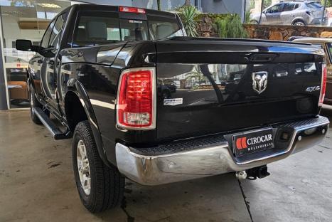 RAM 2500 6.7 I6 24V SLT CABINE DUPLA TURBO DIESEL LARAMIE 4X4 AUTOM�TICO, Foto 5