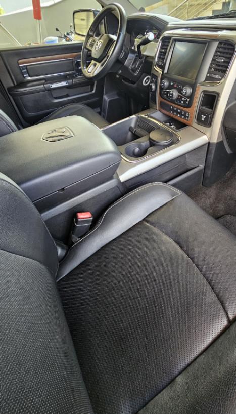 RAM 2500 6.7 I6 24V SLT CABINE DUPLA TURBO DIESEL LARAMIE 4X4 AUTOM�TICO, Foto 11