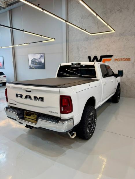 RAM 2500 6.7 I6 24V SLT CABINE DUPLA TURBO DIESEL LARAMIE 4X4 AUTOMÁTICO, Foto 6