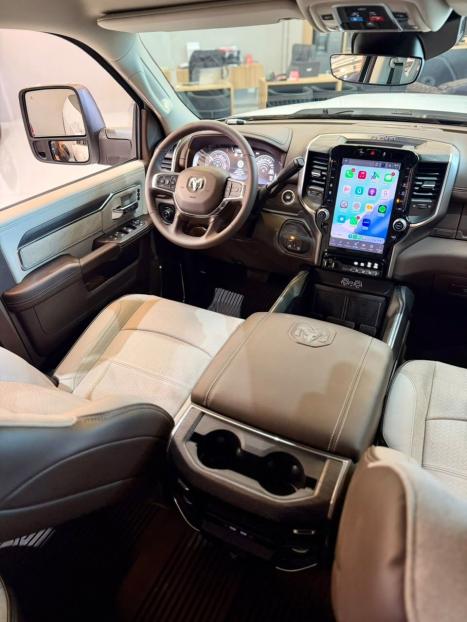 RAM 2500 6.7 I6 24V SLT CABINE DUPLA TURBO DIESEL LARAMIE 4X4 AUTOMÁTICO, Foto 9