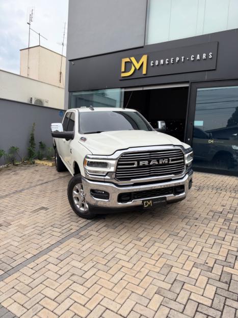 RAM 2500 6.7 I6 24V SLT CABINE DUPLA TURBO DIESEL LARAMIE 4X4 AUTOMÁTICO, Foto 2