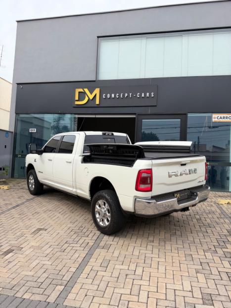 RAM 2500 6.7 I6 24V SLT CABINE DUPLA TURBO DIESEL LARAMIE 4X4 AUTOMÁTICO, Foto 6
