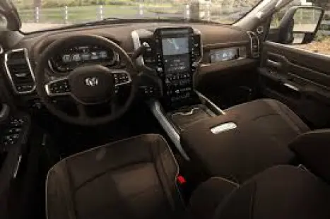 RAM 3500 6.7 I6 LARAMIE NIGHT EDITION CABINE DUPLA 4X4 TURBO DIESEL AUTOMÁTICO, Foto 3 RAM 3500 6.7 I6 LARAMIE NIGHT EDITION CABINE DUPLA 4X4 TURBO DIESEL AUTOMÁTICO, Foto 3