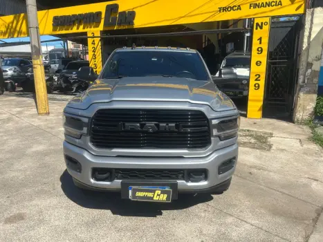 RAM 3500 6.7 I6 LARAMIE NIGHT EDITION CABINE DUPLA 4X4 TURBO DIESEL AUTOMÁTICO, Foto 6 RAM 3500 6.7 I6 LARAMIE NIGHT EDITION CABINE DUPLA 4X4 TURBO DIESEL AUTOMÁTICO, Foto 6