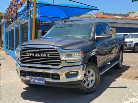 RAM 3500 6.7 I6 LARAMIE CABINE DUPLA TURBO DIESEL AUTOMÁTICO, Foto 3 RAM 3500 6.7 I6 LARAMIE CABINE DUPLA TURBO DIESEL AUTOMÁTICO, Foto 3