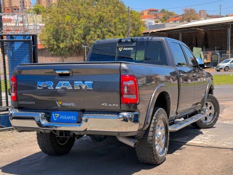 RAM 3500 6.7 I6 LARAMIE CABINE DUPLA TURBO DIESEL AUTOMÁTICO, Foto 4 RAM 3500 6.7 I6 LARAMIE CABINE DUPLA TURBO DIESEL AUTOMÁTICO, Foto 4