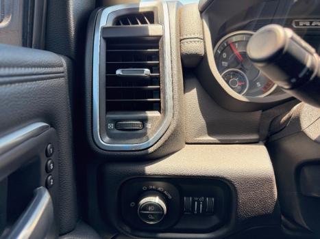 RAM 3500 6.7 I6 LARAMIE CABINE DUPLA TURBO DIESEL AUTOMÁTICO, Foto 14 RAM 3500 6.7 I6 LARAMIE CABINE DUPLA TURBO DIESEL AUTOMÁTICO, Foto 14