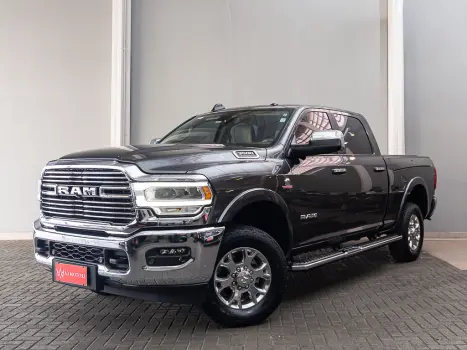 RAM 3500 6.7 I6 LARAMIE CABINE DUPLA TURBO DIESEL AUTOMTICO, Foto 3