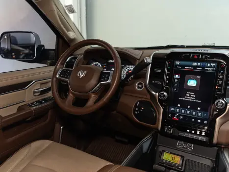 RAM 3500 6.7 I6 LARAMIE CABINE DUPLA TURBO DIESEL AUTOMTICO, Foto 12