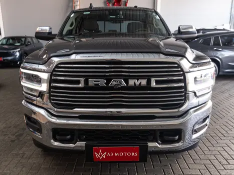 RAM 3500 6.7 I6 LARAMIE CABINE DUPLA TURBO DIESEL AUTOMTICO, Foto 27