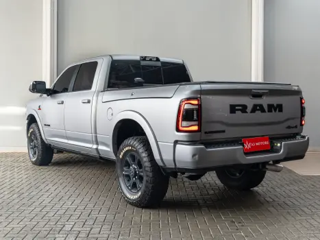 RAM 3500 6.7 I6 LARAMIE NIGHT EDITION CABINE DUPLA 4X4 TURBO DIESEL AUTOMTICO, Foto 5