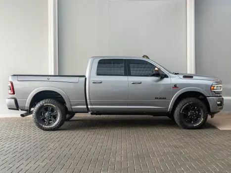 RAM 3500 6.7 I6 LARAMIE NIGHT EDITION CABINE DUPLA 4X4 TURBO DIESEL AUTOMTICO, Foto 8