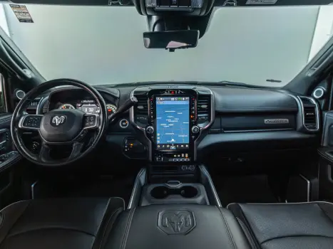 RAM 3500 6.7 I6 LARAMIE NIGHT EDITION CABINE DUPLA 4X4 TURBO DIESEL AUTOMTICO, Foto 11