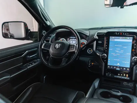 RAM 3500 6.7 I6 LARAMIE NIGHT EDITION CABINE DUPLA 4X4 TURBO DIESEL AUTOMTICO, Foto 12