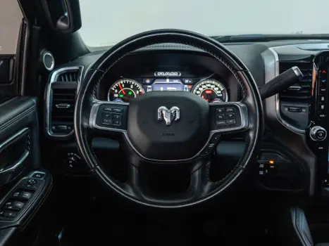 RAM 3500 6.7 I6 LARAMIE NIGHT EDITION CABINE DUPLA 4X4 TURBO DIESEL AUTOMTICO, Foto 13