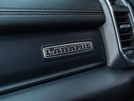 RAM 3500 6.7 I6 LARAMIE NIGHT EDITION CABINE DUPLA 4X4 TURBO DIESEL AUTOMTICO, Foto 22
