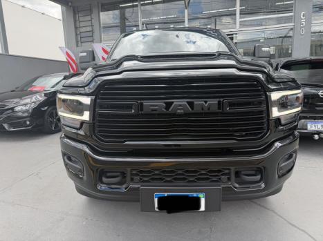 RAM 3500 6.7 I6 LARAMIE NIGHT EDITION CABINE DUPLA 4X4 TURBO DIESEL AUTOM�TICO, Foto 2