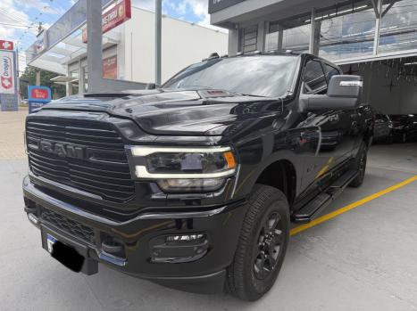 RAM 3500 6.7 I6 LARAMIE NIGHT EDITION CABINE DUPLA 4X4 TURBO DIESEL AUTOM�TICO, Foto 3