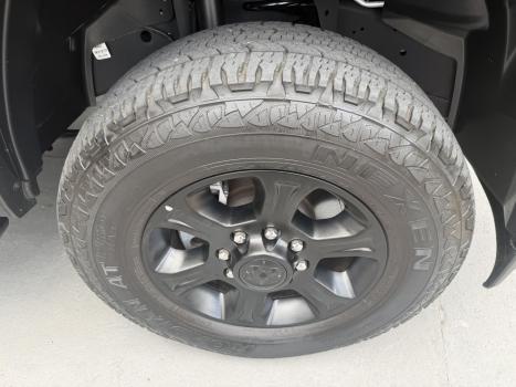 RAM 3500 6.7 I6 LARAMIE NIGHT EDITION CABINE DUPLA 4X4 TURBO DIESEL AUTOM�TICO, Foto 5