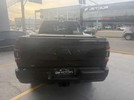 RAM 3500 6.7 I6 LARAMIE NIGHT EDITION CABINE DUPLA 4X4 TURBO DIESEL AUTOM�TICO, Foto 10