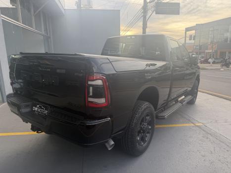 RAM 3500 6.7 I6 LARAMIE NIGHT EDITION CABINE DUPLA 4X4 TURBO DIESEL AUTOM�TICO, Foto 11
