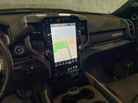 RAM 3500 6.7 I6 LARAMIE NIGHT EDITION CABINE DUPLA 4X4 TURBO DIESEL AUTOM�TICO, Foto 14