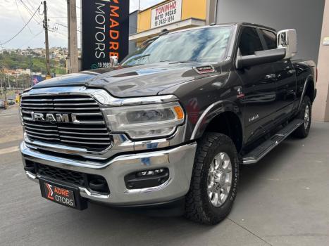 RAM 3500 6.7 I6 LARAMIE CABINE DUPLA TURBO DIESEL AUTOM�TICO, Foto 2