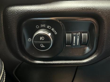 RAM 3500 6.7 I6 LARAMIE CABINE DUPLA TURBO DIESEL AUTOMÁTICO, Foto 30