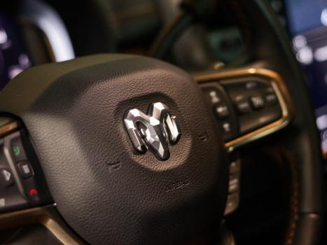 RAM 3500 6.7 I6 LIMITED LONG HORN CABINE DUPLA 4X4 TURBO DIESEL AUTOMTICO, Foto 12