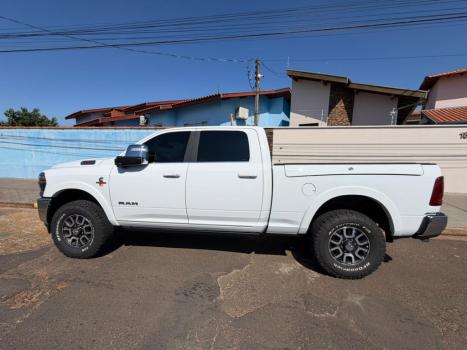 RAM 3500 6.7 I6 LIMITED LARAMIE CABINE DUPLA TURBO DIESEL AUTOMTICO, Foto 2