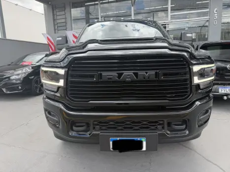 RAM 3500 6.7 I6 LIMITED LARAMIE CABINE DUPLA TURBO DIESEL AUTOM�TICO, Foto 2