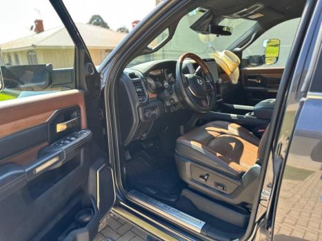 RAM 3500 6.7 I6 LIMITED LONG HORN CABINE DUPLA 4X4 TURBO DIESEL AUTOM�TICO, Foto 5