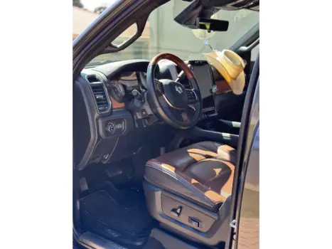 RAM 3500 6.7 I6 LIMITED LONG HORN CABINE DUPLA 4X4 TURBO DIESEL AUTOM�TICO, Foto 6