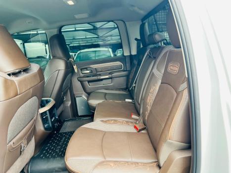 RAM 3500 6.7 I6 LIMITED LONG HORN CABINE DUPLA 4X4 TURBO DIESEL AUTOM�TICO, Foto 14