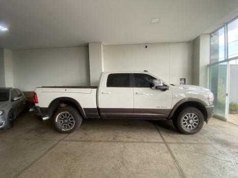 RAM 3500 6.7 I6 LIMITED LONG HORN CABINE DUPLA 4X4 TURBO DIESEL AUTOM�TICO, Foto 10