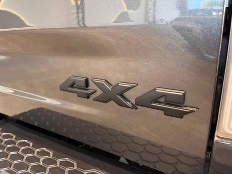 RAM Classic 5.7 V8 32V 4P HEMI LARAMIE NIGHT EDITION AUTOMÁTICO, Foto 5 RAM Classic 5.7 V8 32V 4P HEMI LARAMIE NIGHT EDITION AUTOMÁTICO, Foto 5