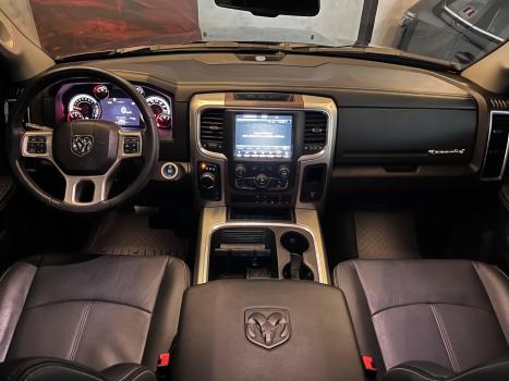 RAM Classic 5.7 V8 32V 4P HEMI LARAMIE NIGHT EDITION AUTOMÁTICO, Foto 14 RAM Classic 5.7 V8 32V 4P HEMI LARAMIE NIGHT EDITION AUTOMÁTICO, Foto 14