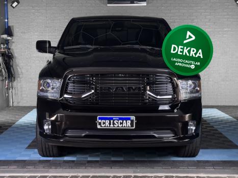 RAM Classic 5.7 V8 32V 4P HEMI LARAMIE NIGHT EDITION AUTOM�TICO, Foto 2