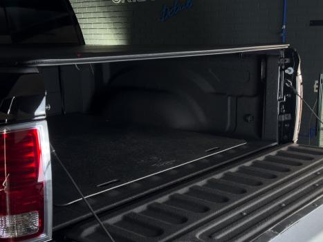 RAM Classic 5.7 V8 32V 4P HEMI LARAMIE NIGHT EDITION AUTOM�TICO, Foto 12