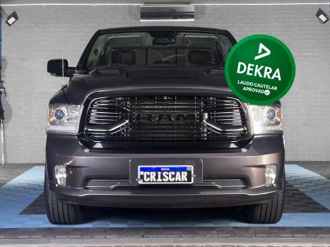 RAM Classic 5.7 V8 32V 4P HEMI LARAMIE NIGHT EDITION AUTOM�TICO, Foto 4