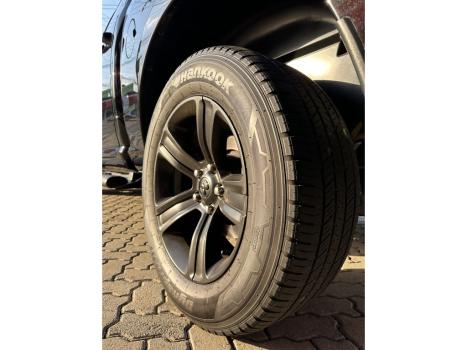 RAM Classic 5.7 V8 32V 4P HEMI LARAMIE NIGHT EDITION AUTOM�TICO, Foto 13