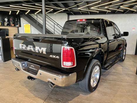 RAM Classic 5.7 V8 32V 4P HEMI LARAMIE AUTOM�TICO, Foto 4