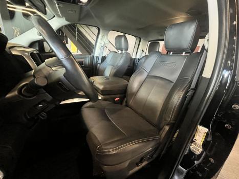 RAM Classic 5.7 V8 32V 4P HEMI LARAMIE AUTOM�TICO, Foto 12