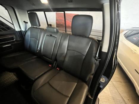 RAM Classic 5.7 V8 32V 4P HEMI LARAMIE AUTOM�TICO, Foto 13