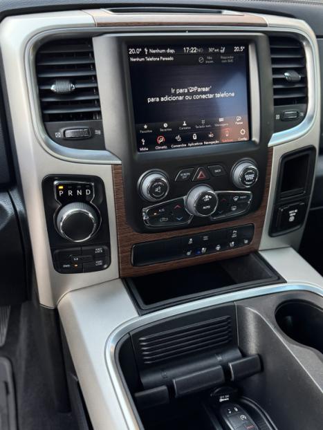 RAM Classic 5.7 V8 32V 4P HEMI LARAMIE AUTOM�TICO, Foto 6